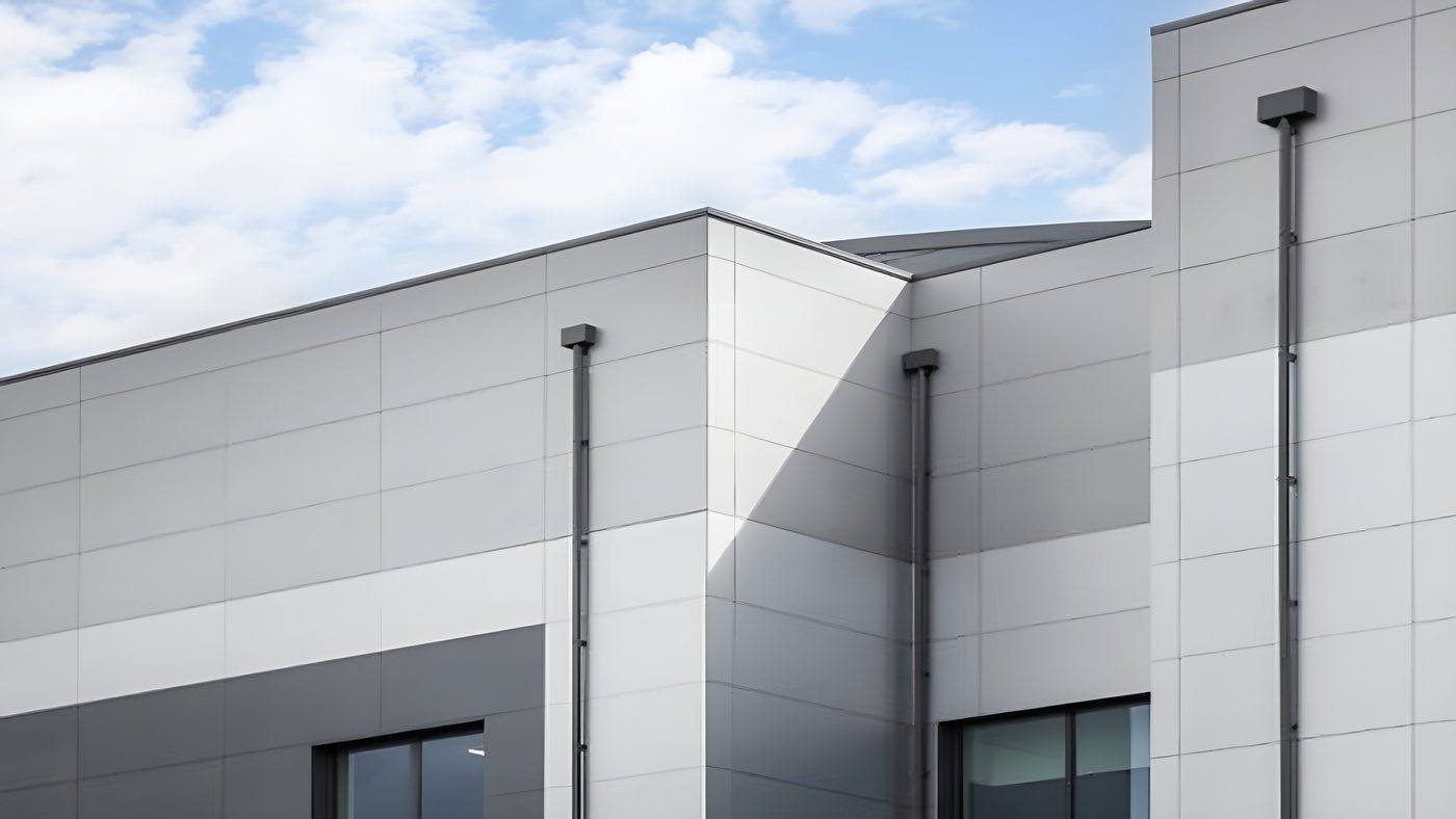 Rockpanel flush-jointed rainscreen panels to a commercial building corner